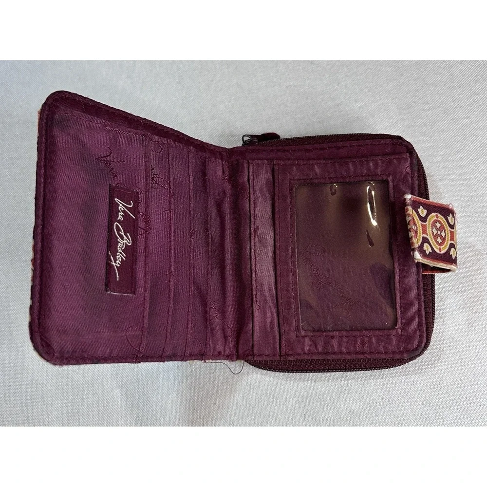 Small Vera Bradley Wallet Brown‎ Medallion Fold Zipper License & Card Slots
